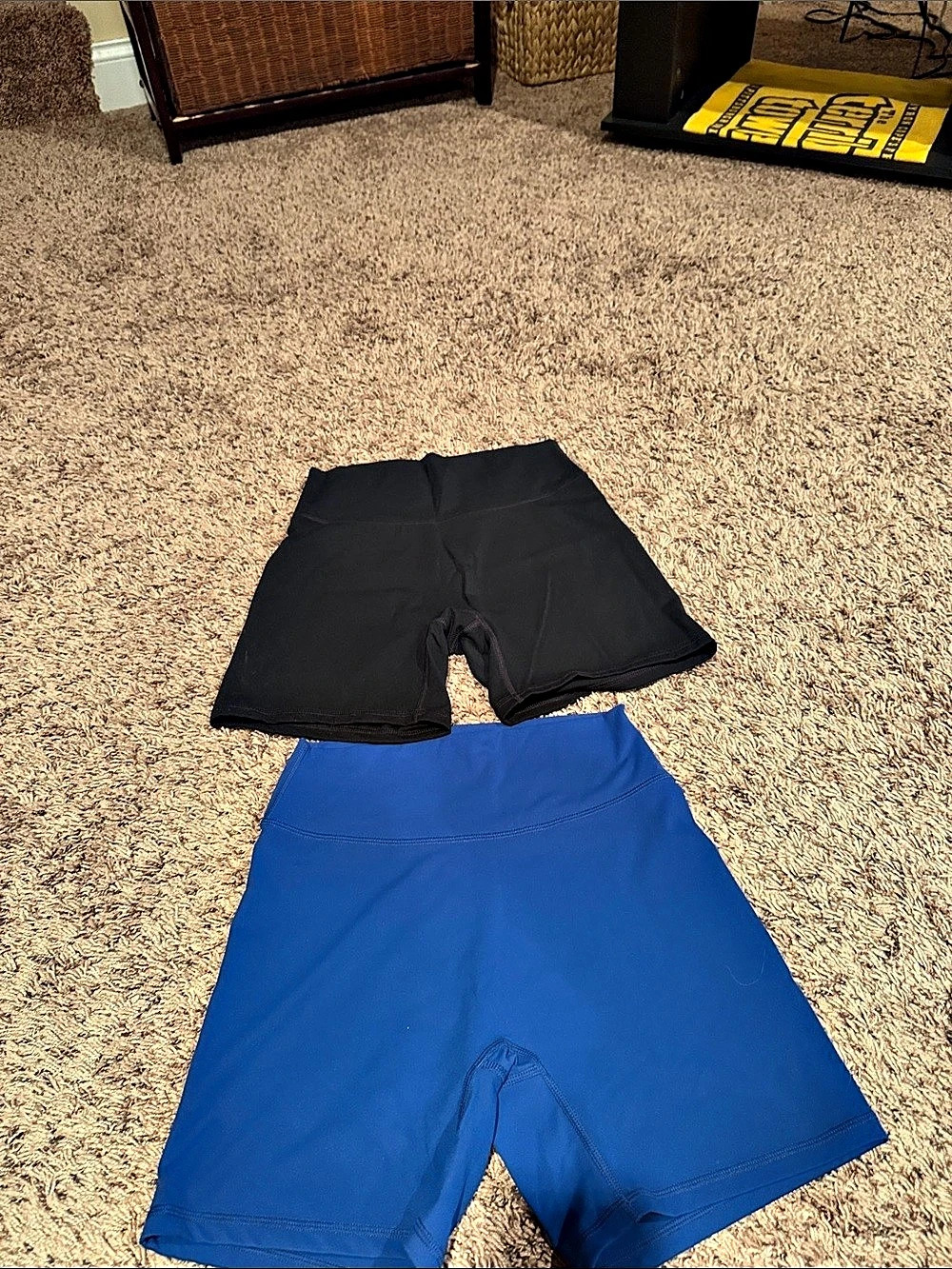 Women's Athletic Shorts 2-Piece Set Medium